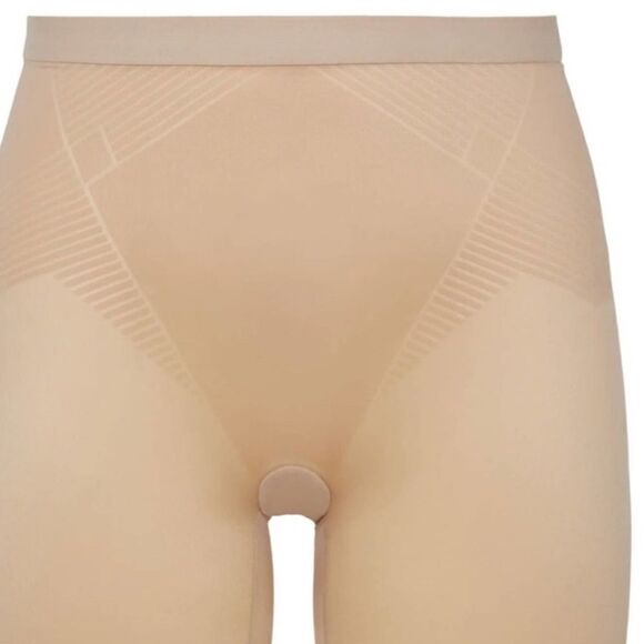 Spanx Women's Thinstincts 2.0 High-Waisted Mid-Thigh Shorts size small - Picture 3 of 8
